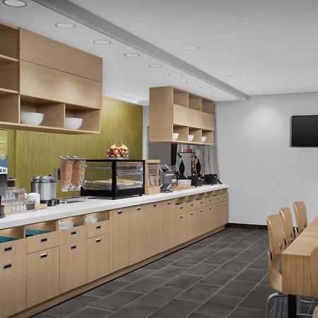 Home2 Suites By Hilton Poughkeepsie Exterior foto
